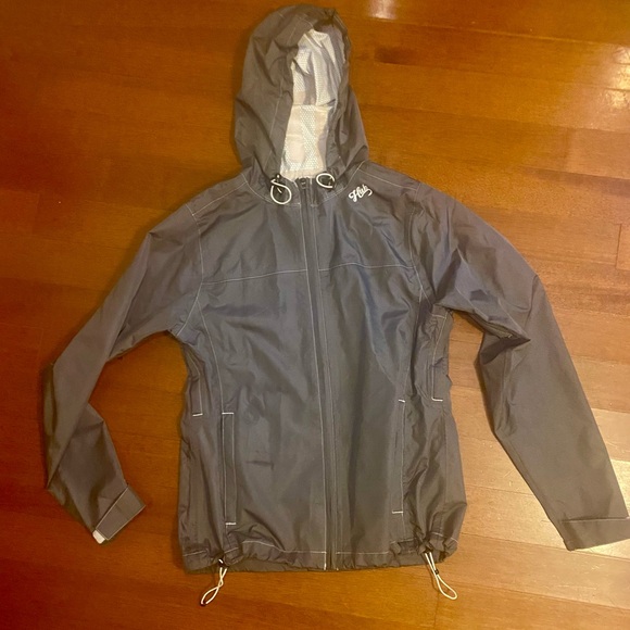 Huk Performance Fishing Jacket - Picture 1 of 6